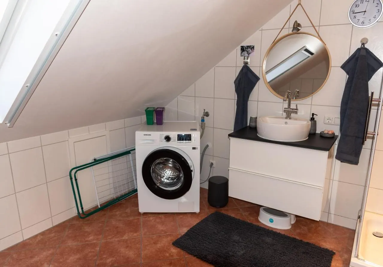 Moderne, Gemuetliche Dg-Wohnung In Ruhiger Lage Neunburg vorm Wald Germany