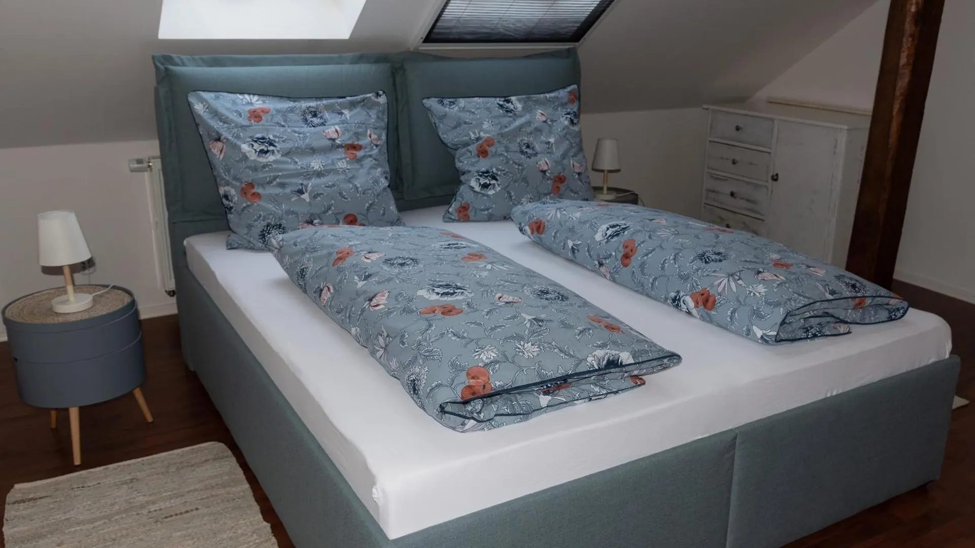 Moderne, Gemuetliche Dg-Wohnung In Ruhiger Lage Neunburg vorm Wald